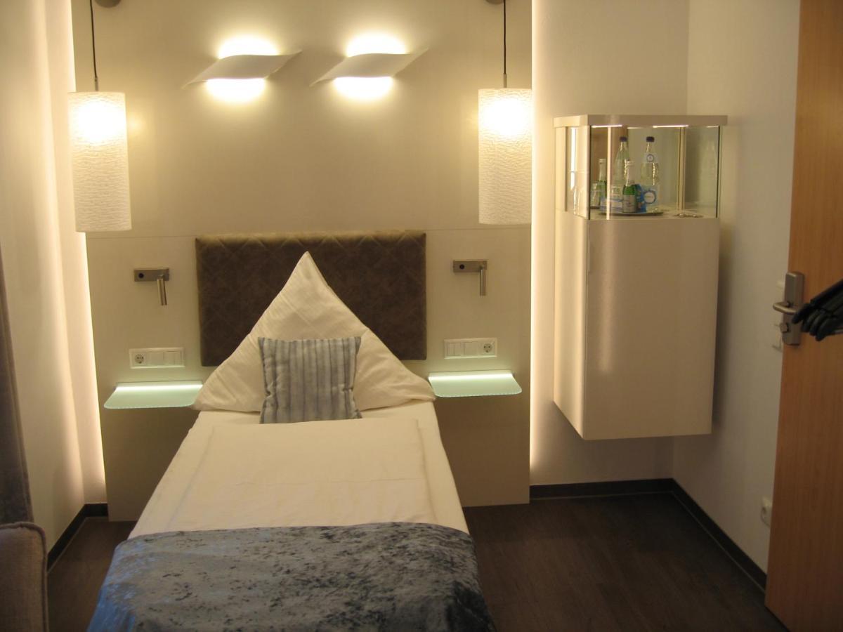 בוסום Hotel Windjammer מראה חיצוני תמונה