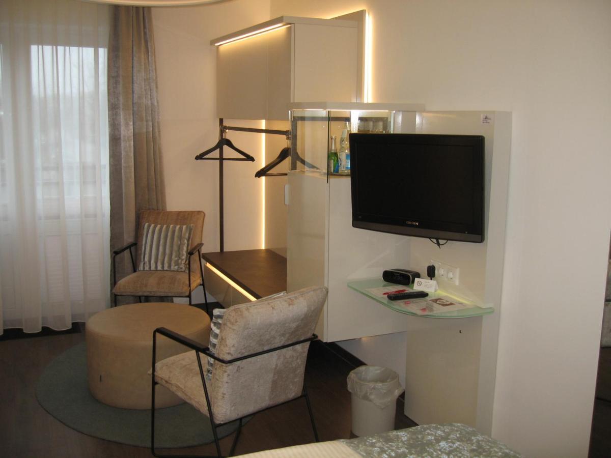 בוסום Hotel Windjammer מראה חיצוני תמונה