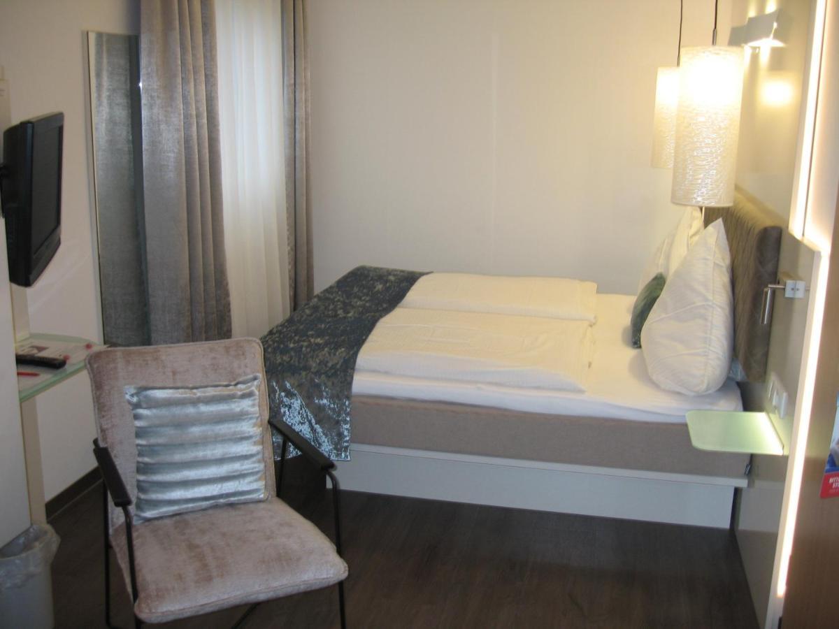 בוסום Hotel Windjammer מראה חיצוני תמונה