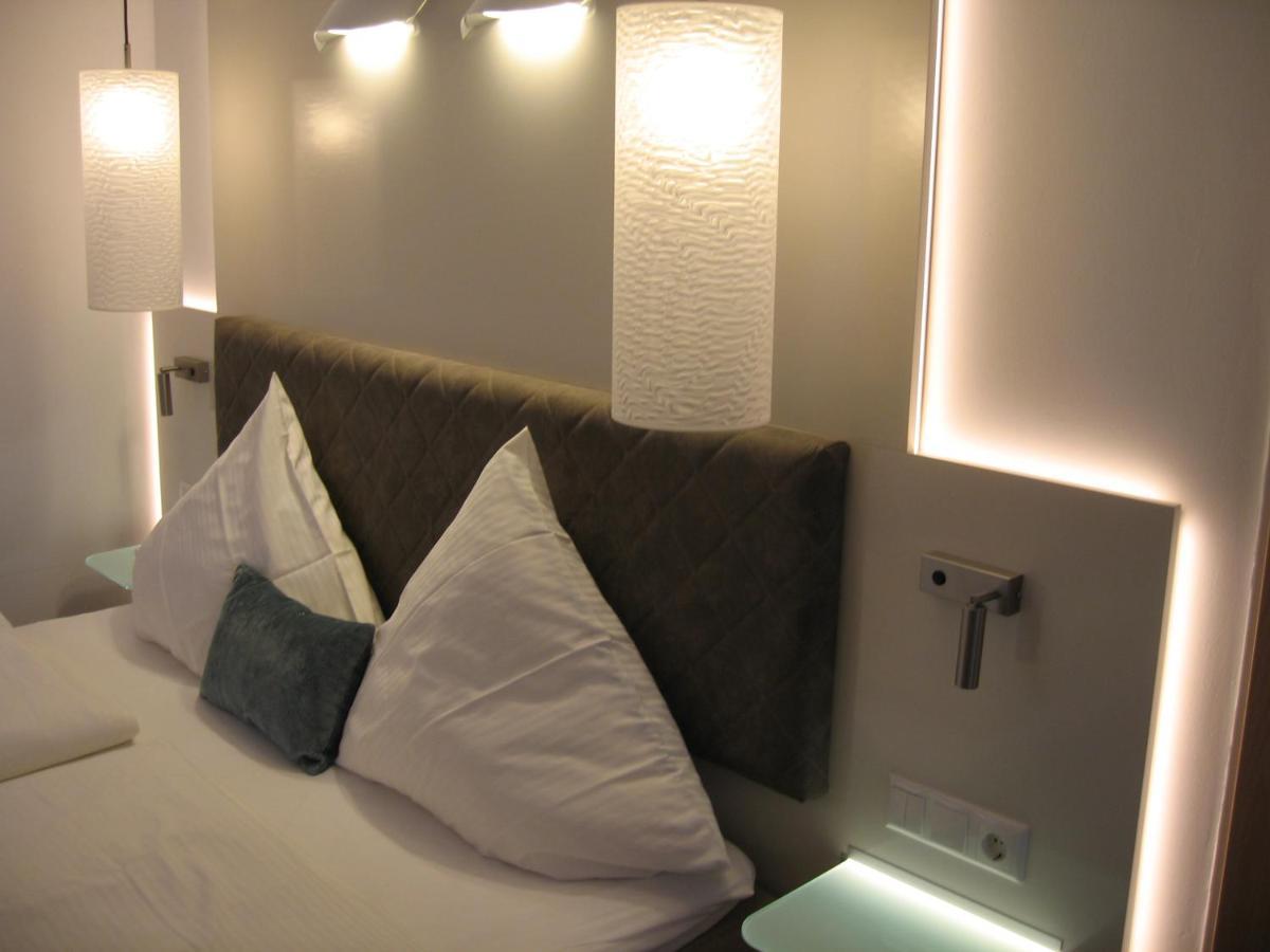 בוסום Hotel Windjammer מראה חיצוני תמונה